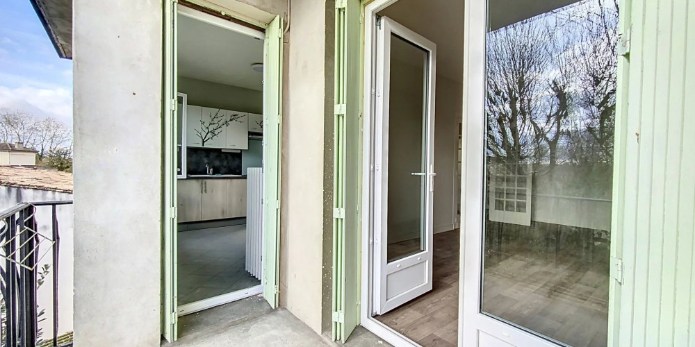appartement à STE FOY LA GRANDE (33220)