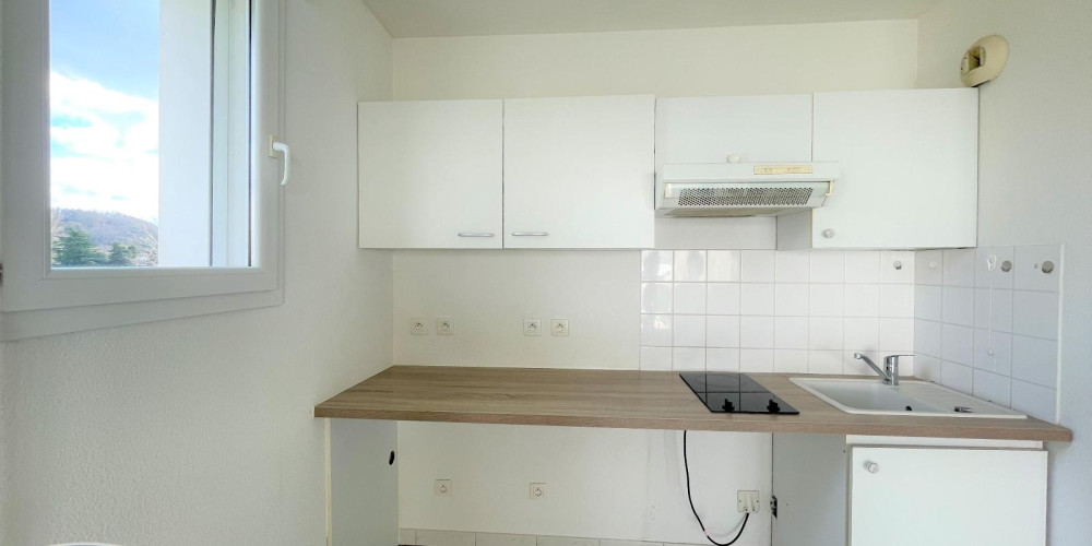 appartement à PINEUILH (33220)