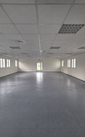 Local commercial  LIBOURNE