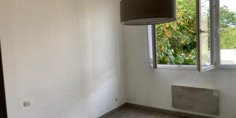 appartement à BORDEAUX (33800)