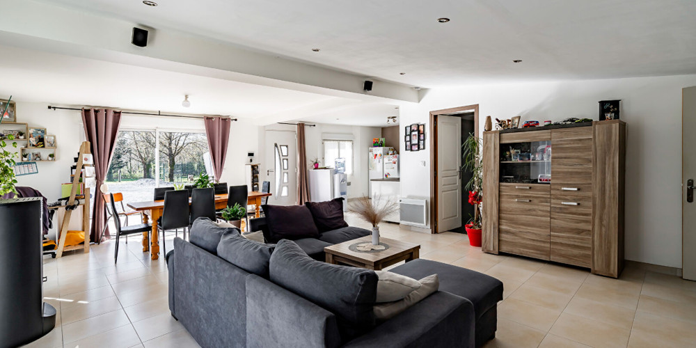 maison à ST CIERS SUR GIRONDE (33820)