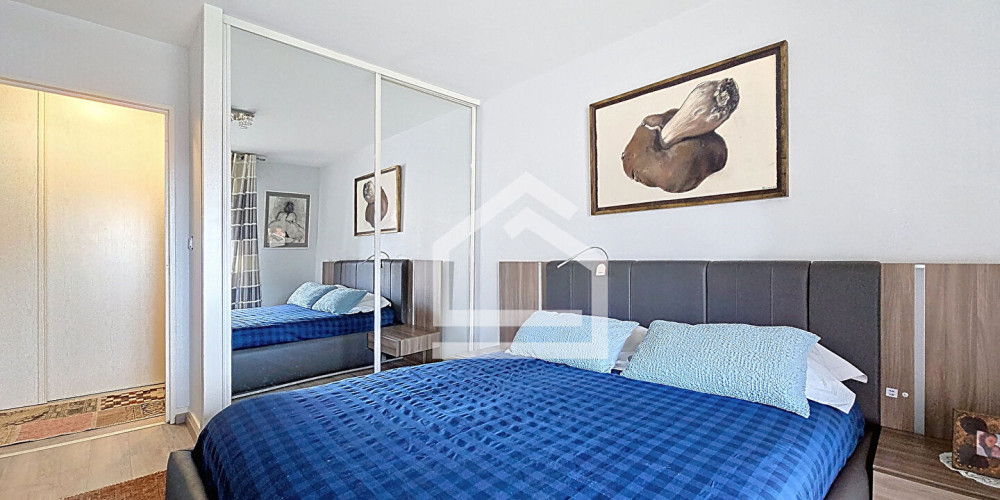 appartement à BORDEAUX (33200)