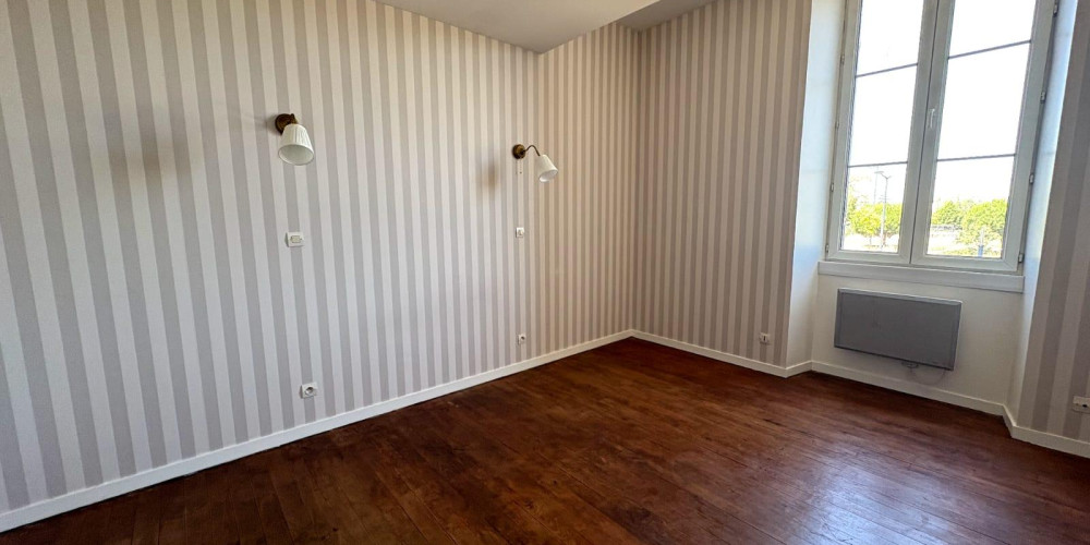 appartement à BORDEAUX (33800)