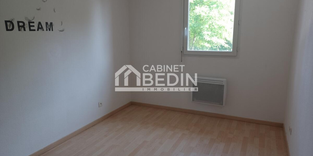 maison à ST SEURIN SUR L ISLE (33660)