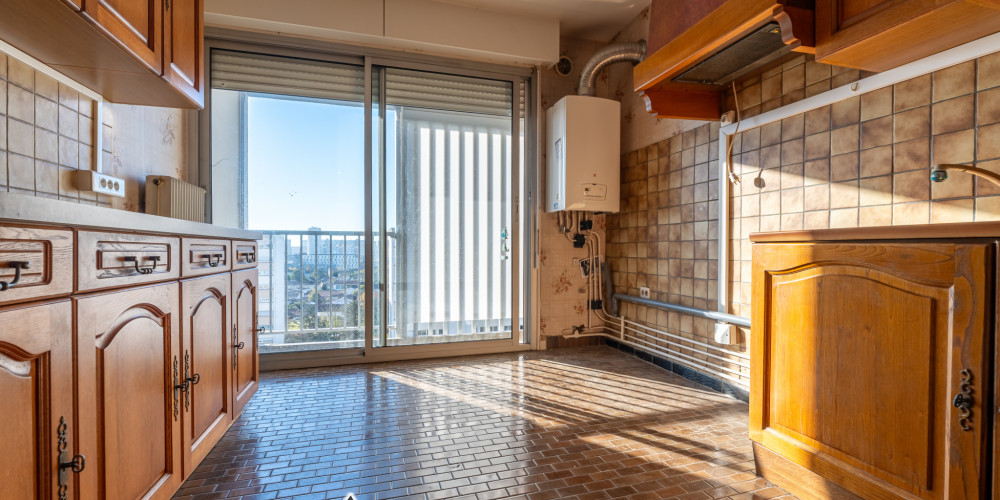 appartement à LE BOUSCAT (33110)