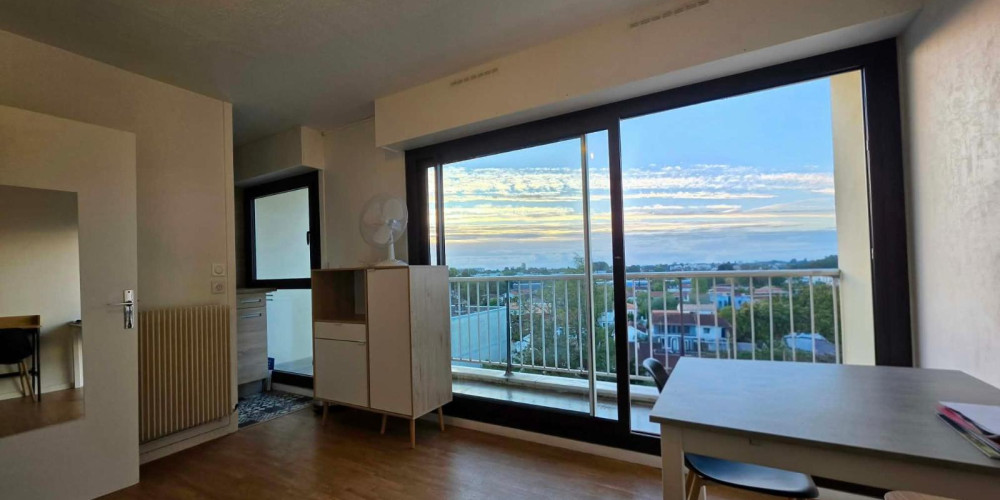 appartement à BORDEAUX (33200)