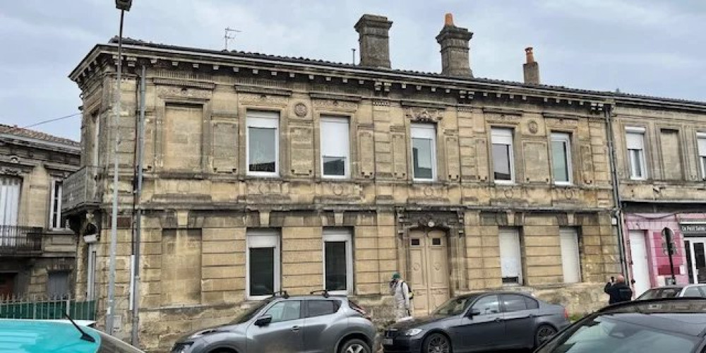 appartement à BORDEAUX (33800)