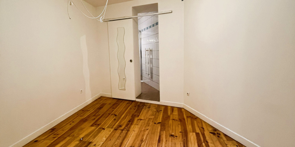 appartement à BORDEAUX (33000)