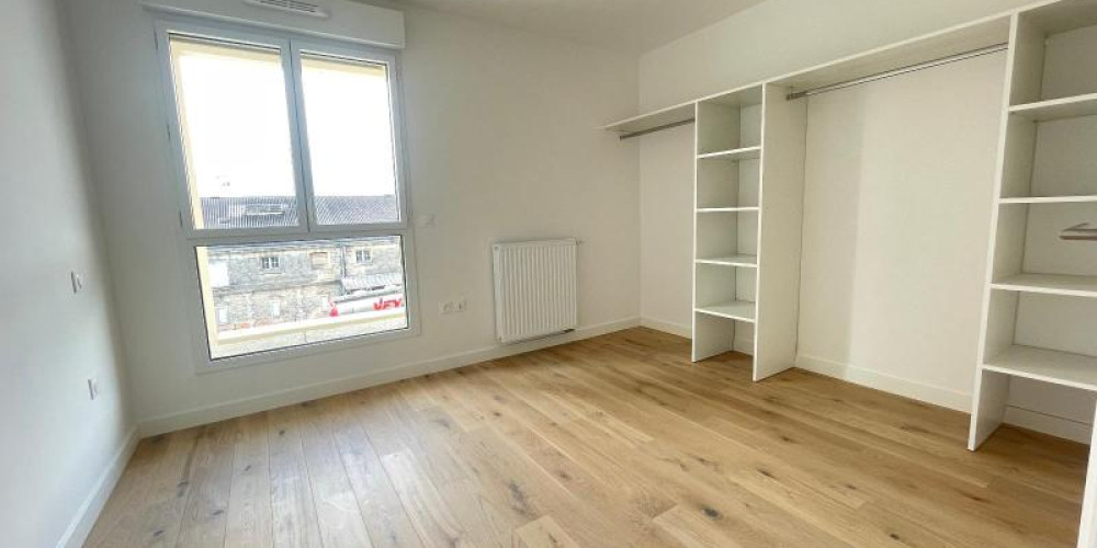 appartement à BORDEAUX (33800)