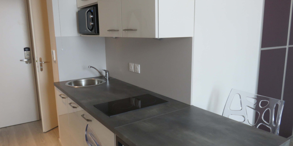 appartement à BORDEAUX (33300)