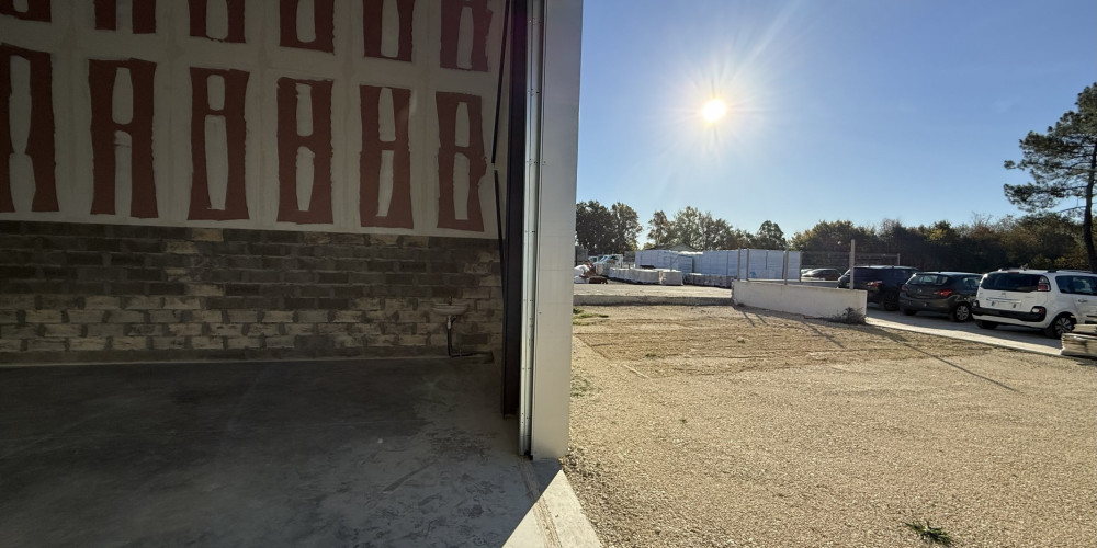 local industriel à EYSINES (33320)