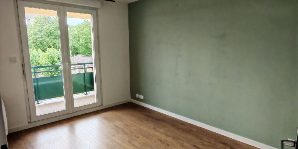 appartement à LE BARP (33114)