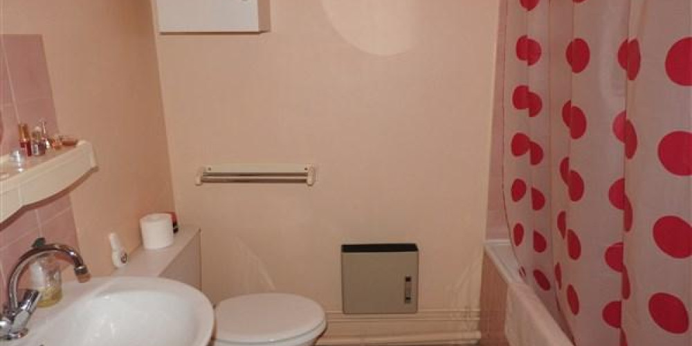 appartement à BORDEAUX (33800)