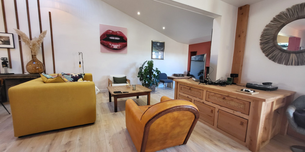 maison à LA LANDE DE FRONSAC (33240)