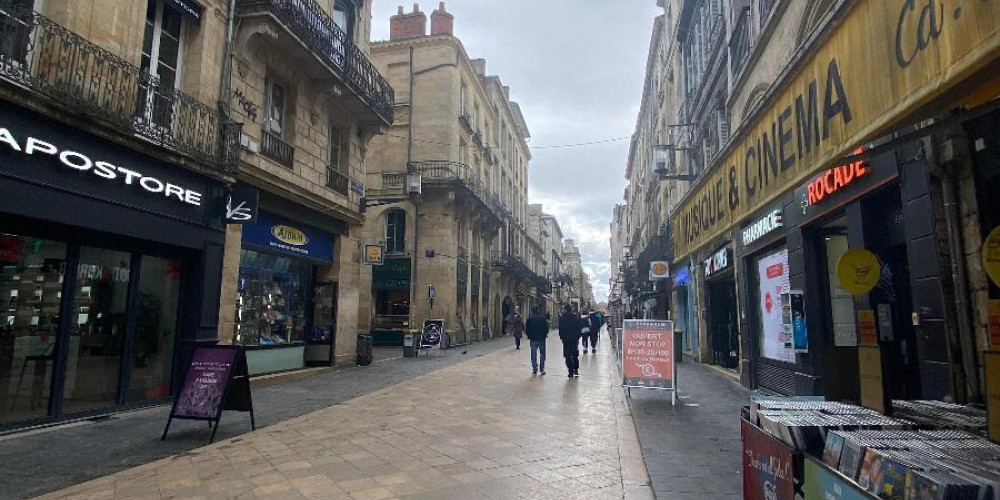 local commercial à BORDEAUX (33000)