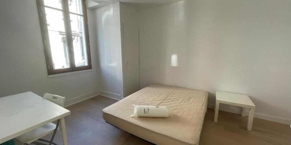 appartement à BORDEAUX (33000)