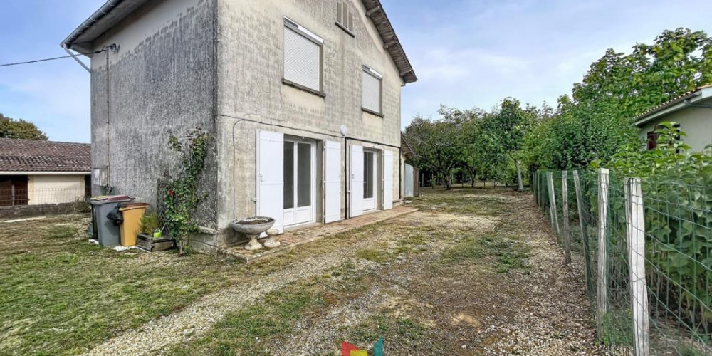 maison à ST SEURIN DE BOURG (33710)