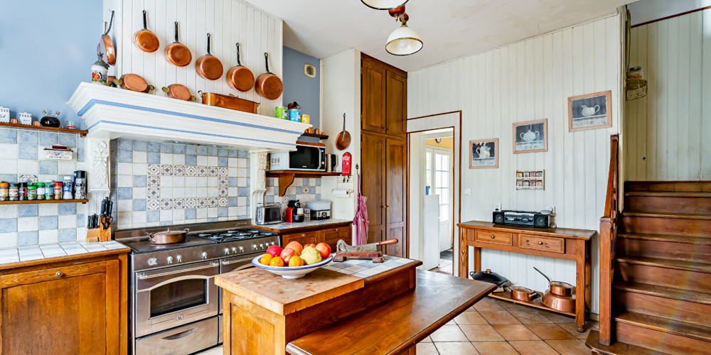 maison à AMBARES ET LAGRAVE (33440)