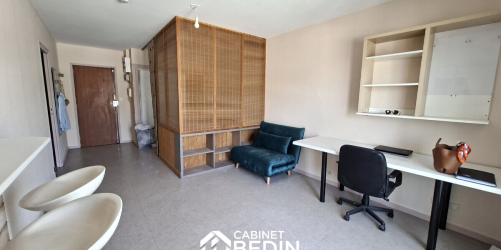 local commercial à BORDEAUX (33000)