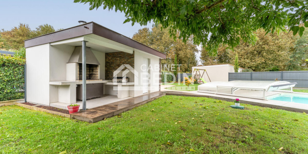 maison à ARSAC (33460)