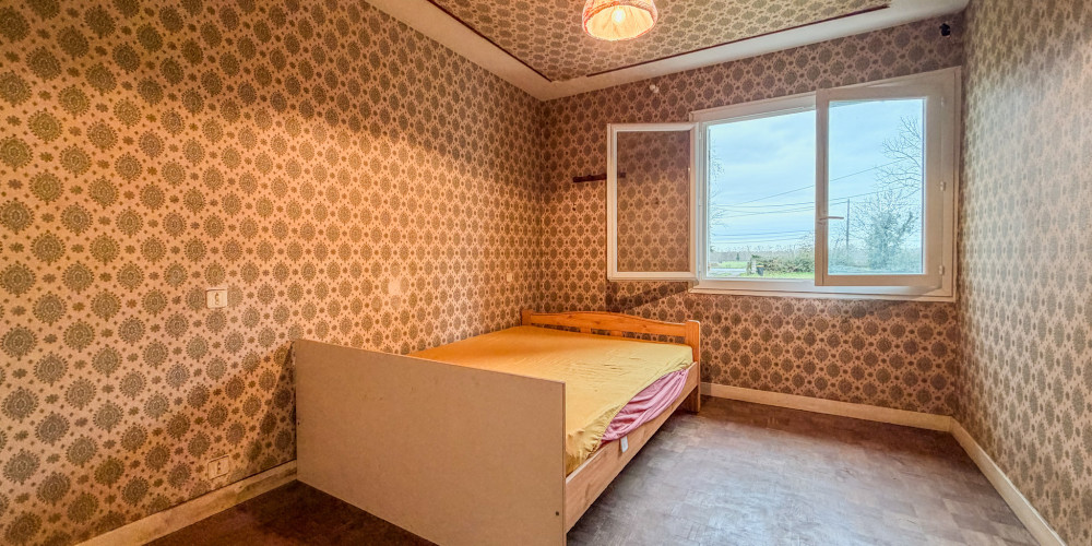 maison à ST DENIS DE PILE (33910)