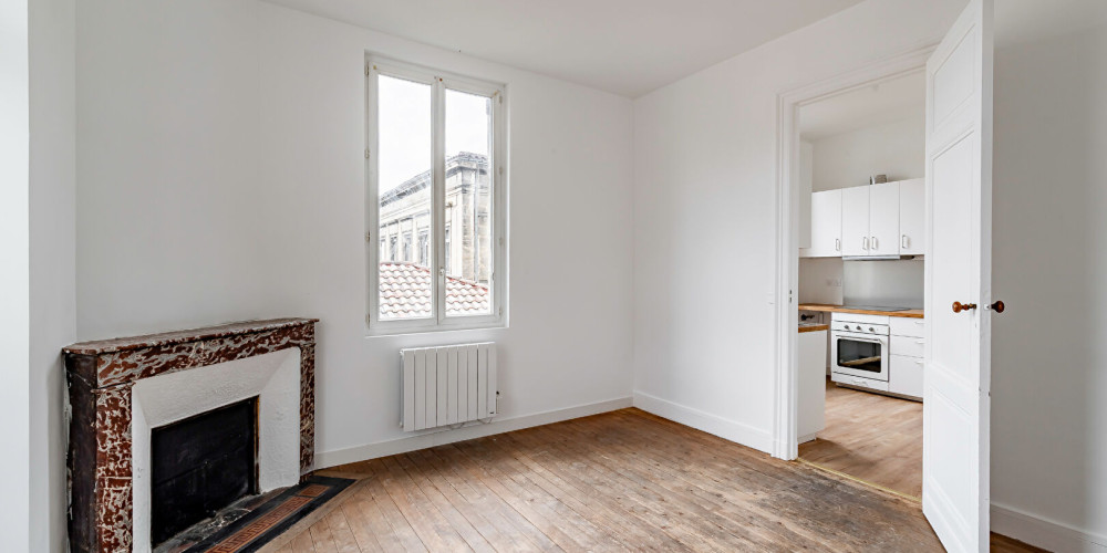 appartement à BORDEAUX (33000)