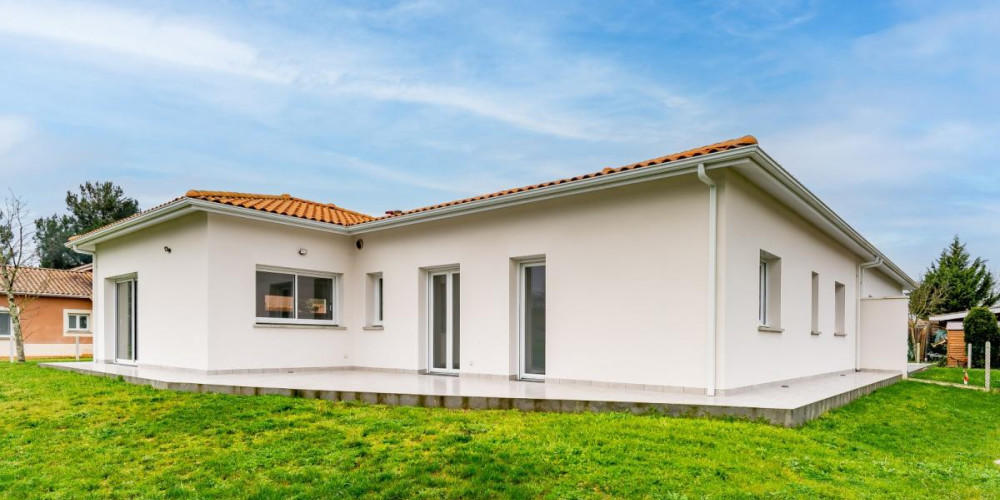 maison à AMBARES ET LAGRAVE (33440)