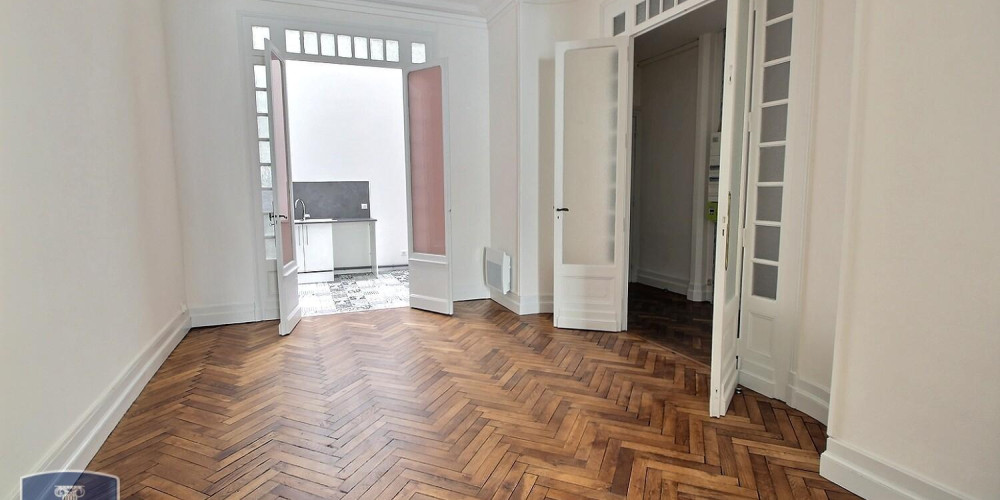 appartement à BORDEAUX (33000)