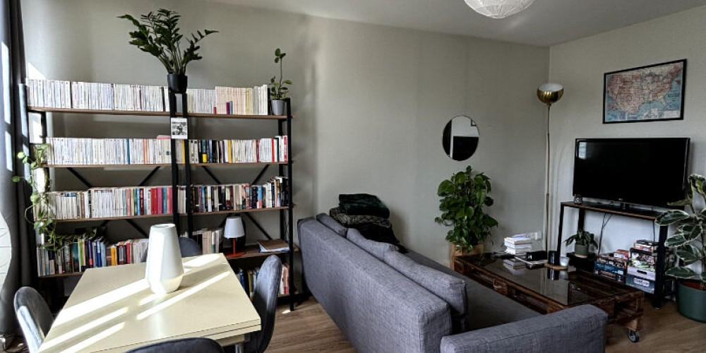 appartement à BORDEAUX (33800)