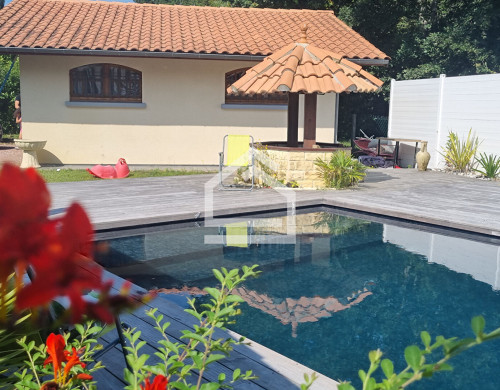 maison  ST JEAN D ILLAC