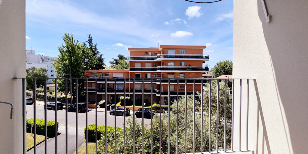appartement à BORDEAUX (33200)