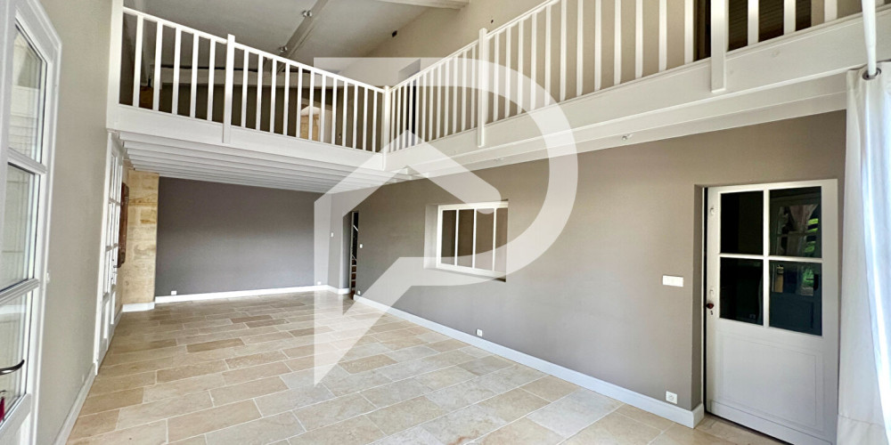 maison à ST DENIS DE PILE (33910)