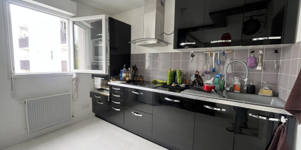 appartement à BORDEAUX (33800)