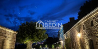 maison à BOURG (33710)