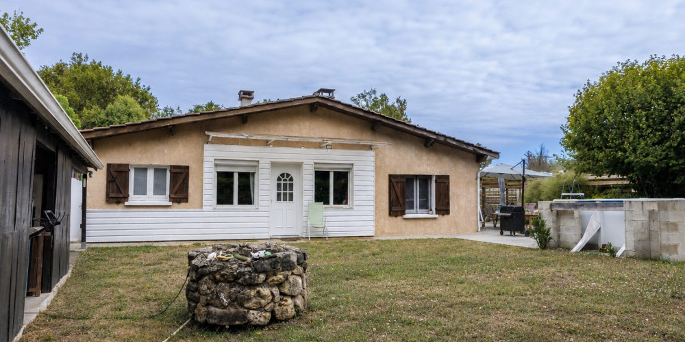 maison à LE PIAN MEDOC (33290)