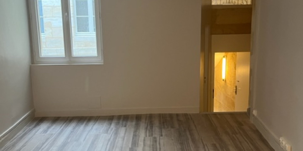 appartement à BORDEAUX (33000)