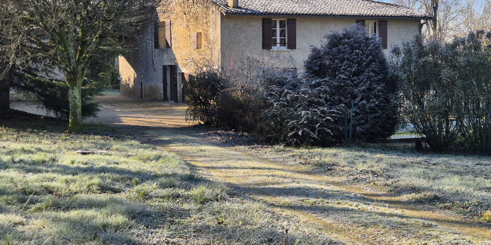 maison à LUGASSON (33760)