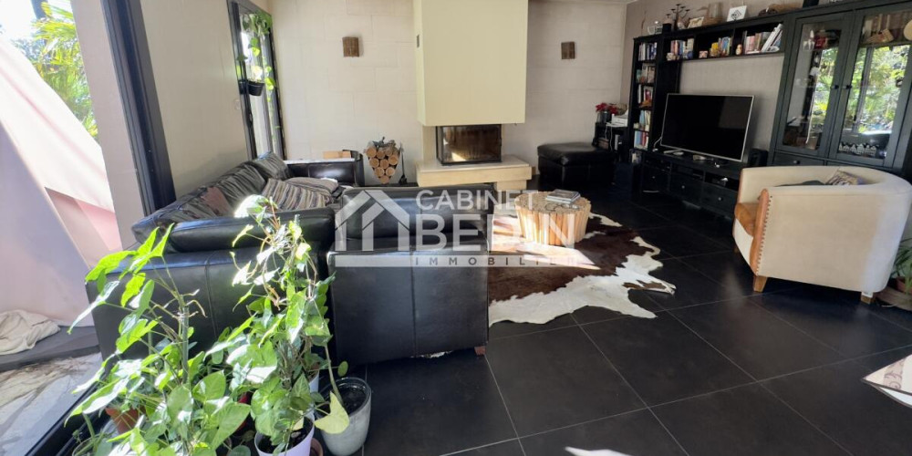 maison à LE TAILLAN MEDOC (33320)