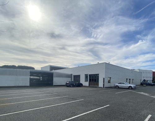 local industriel  MERIGNAC