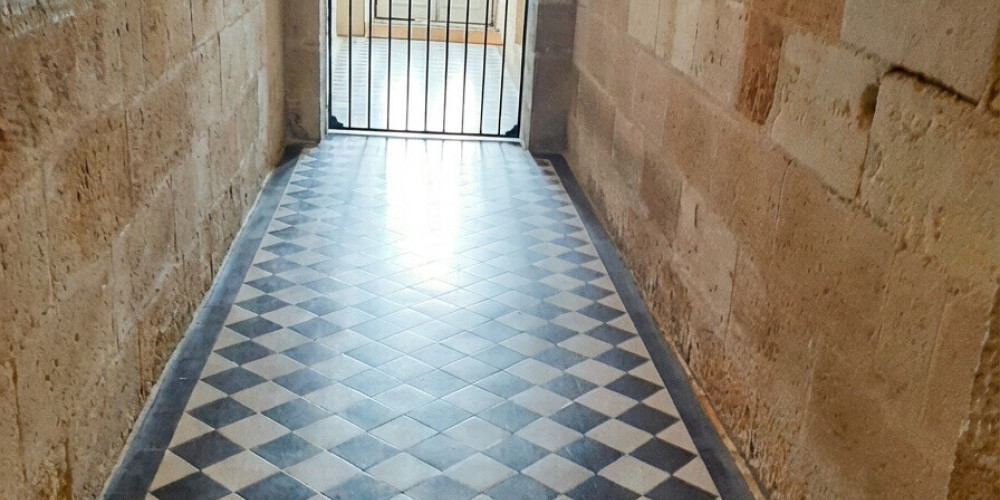 appartement à BORDEAUX (33300)