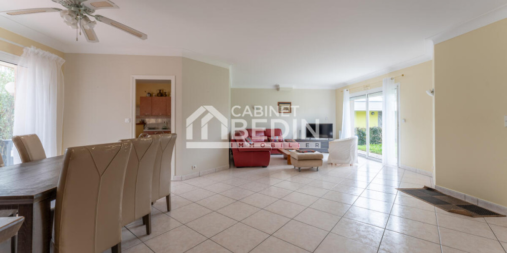 maison à LE TAILLAN MEDOC (33320)