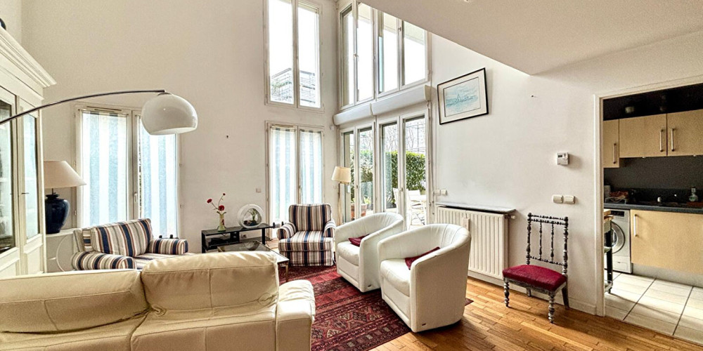 appartement à BORDEAUX (33100)