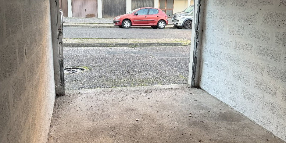 local commercial à PESSAC (33600)