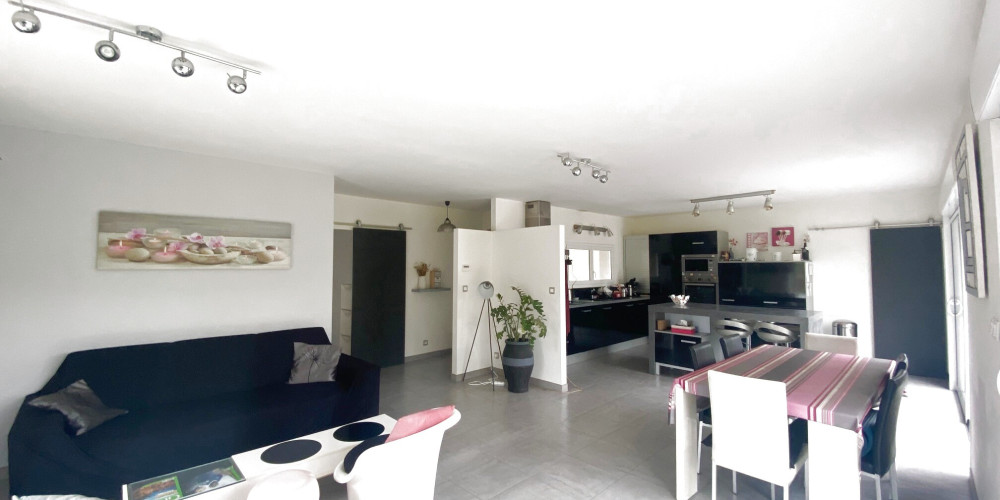 maison à CESTAS (33610)