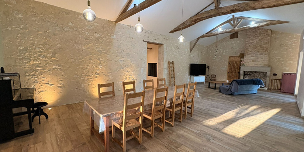 maison à FOUGUEYROLLES (33220)