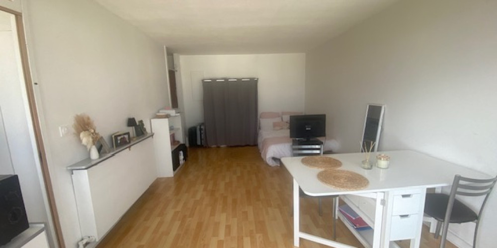 appartement à BORDEAUX (33800)