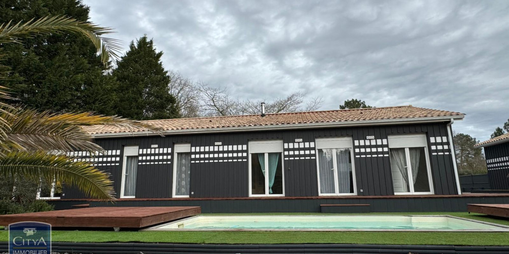 maison à HOURTIN (33990)