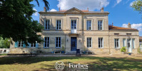 maison à BOURG (33710)