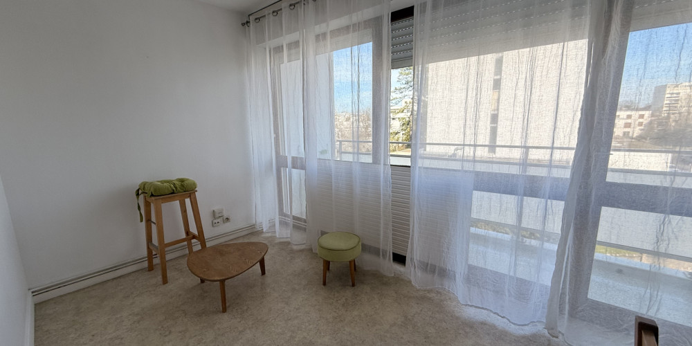 appartement à BORDEAUX (33000)