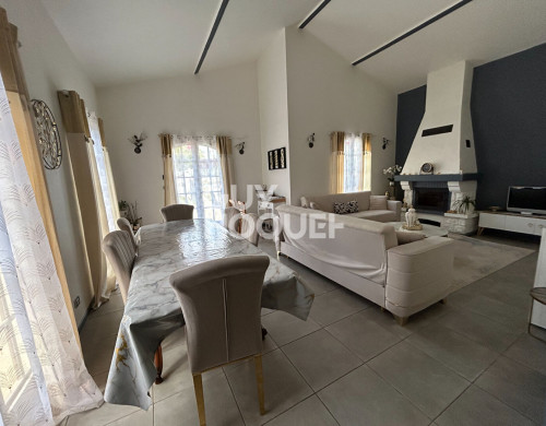 maison  ST DENIS DE PILE